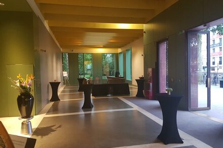 Front Room Gallery