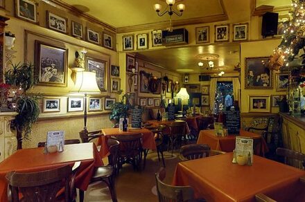 Whole Venue at Le QuecumBar & Brasserie