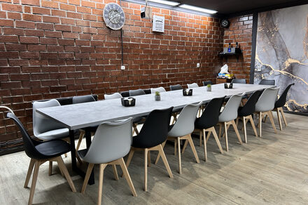 Брутальный лофт с крыльями, как в Дубае