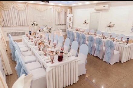 Корсаков. Банкетный зал в нежных тонах