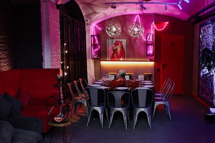 Дизайнерский зал с отдельным входом