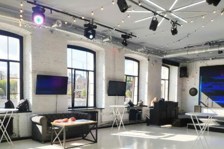 Event Hall (Зал для проведения мероприятий)
