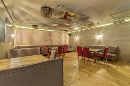 Эйфория. Малый банкетный зал с оригинальным освещением