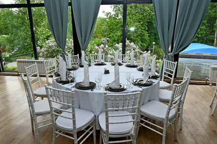 Риони. Банкетный зал с верандой