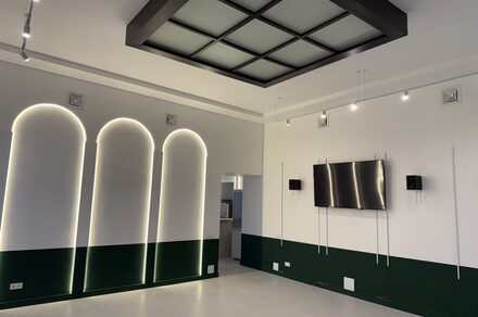 Стильная площадка Суворов холл