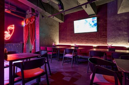 Гримёрка. Стильный караоке-зал