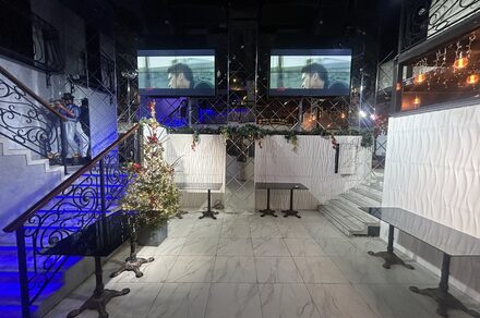 Двухуровневый VERO_LOFT «все включено» с караоке и диджеем