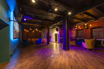 Тропический лофт с играми