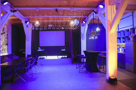 Сатурн Лофт