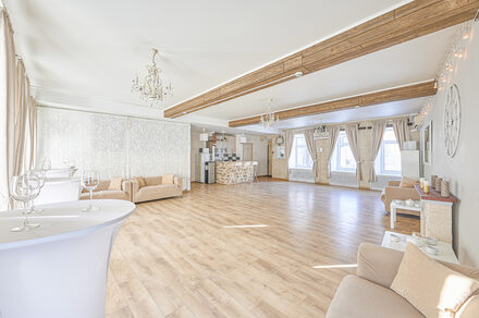 Loft Lodge (Лофт Лодж) 1. Хорошо оборудованный лофт