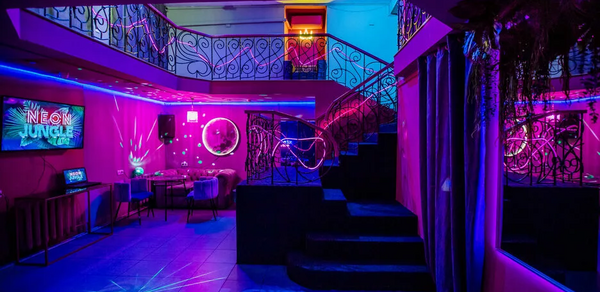 Bauman Space (Бауман Спейс). Лофт Эйфория