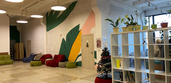 Лаундж-пространство с кафе для детских мероприятий