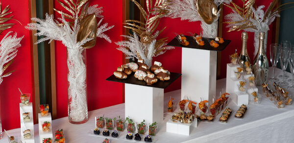 Стильный двухуровневый лофт с панорамным видом