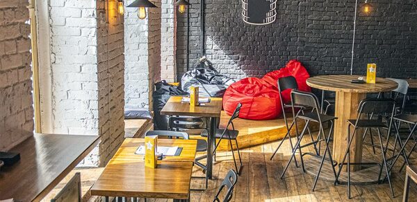 Крафт Бар 69 Pints.Комфортабельный бар под закрытие в центре
