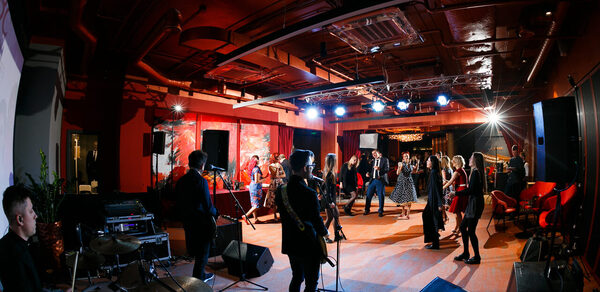 Дом Атлантов