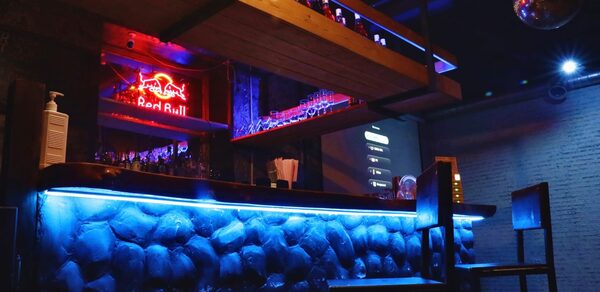 Лофт-кальянная в стиле модерн