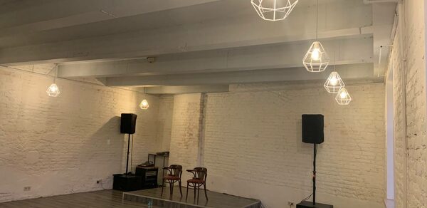 Красая Баронесса Стилизованный лофт на набережной