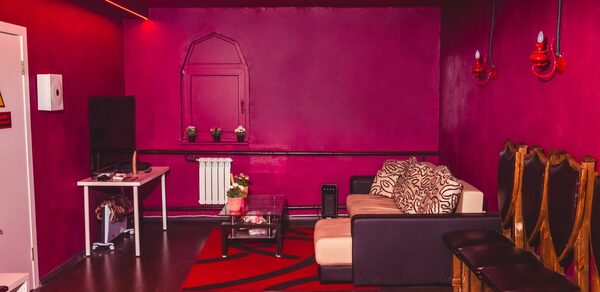 Home Video Лофт-квест 18+