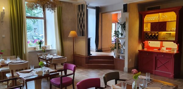 Romeo's Restaurant (Ромео'с Ресторан). Банкетный лофт