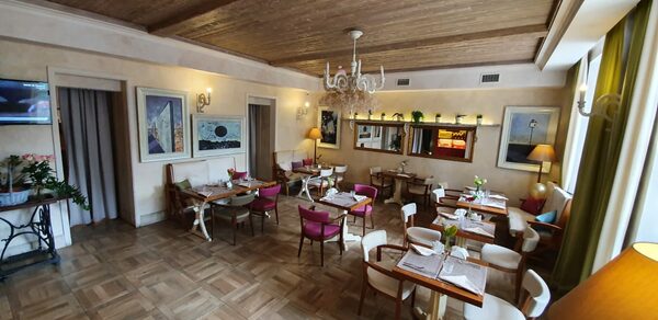 Romeo's Restaurant (Ромео'с Ресторан). Банкетный лофт