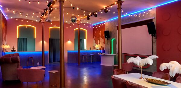 Лофт Май. Зал Мемфис