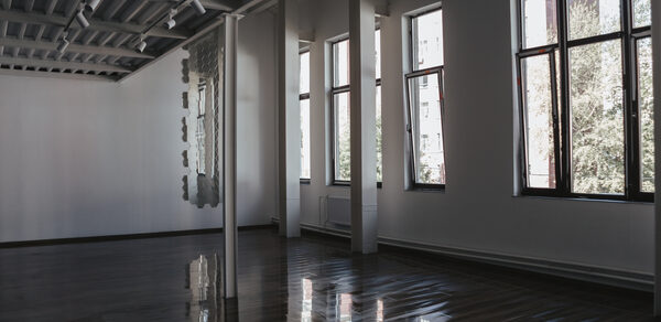 Лофт в серых тонах