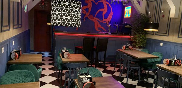 Камерный бар под закрытие 