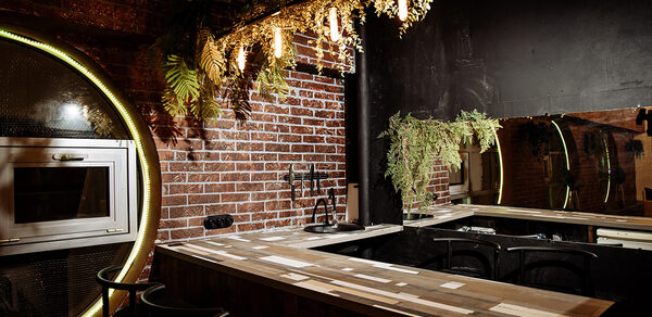 Лофт с круглыми окнами