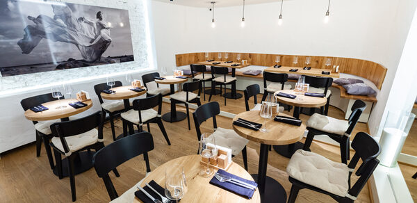 Светлый зал-лофт для мероприятий