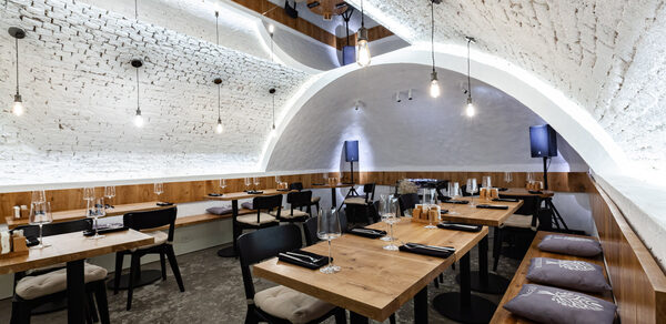 Белый лофт в центре Москвы