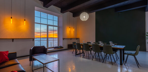 Море Лофт у Финского залива