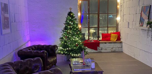 Family. Белый лофт для мероприятий 