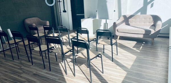 Loft Leningrad (Лофт Ленинград). Элегантный лофт в минималистичном стиле