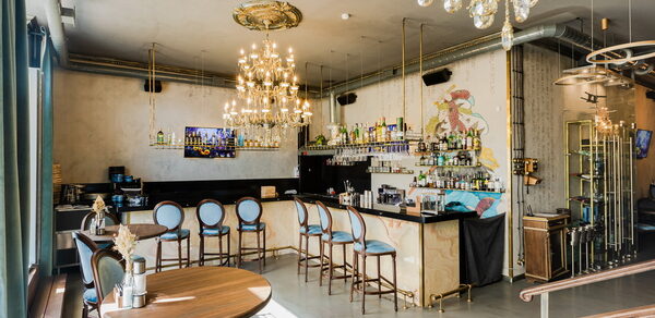 RAW BAR. Просторный лофт