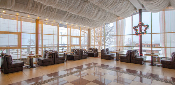 Курголовский Берег Банкетный зал на берегу озера