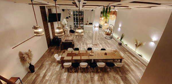 East Side Studio. Светлый двухуровневый лофт