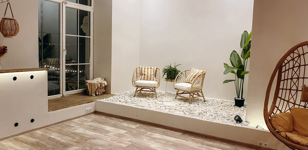 East Side Studio. Светлый двухуровневый лофт