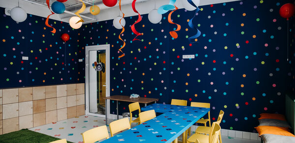 Benua Campus. Яркая комната для творческих мероприятий