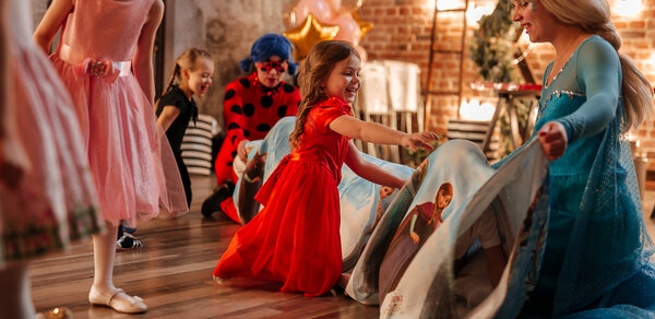 Loft с винтажными окнами для детских дней рождений