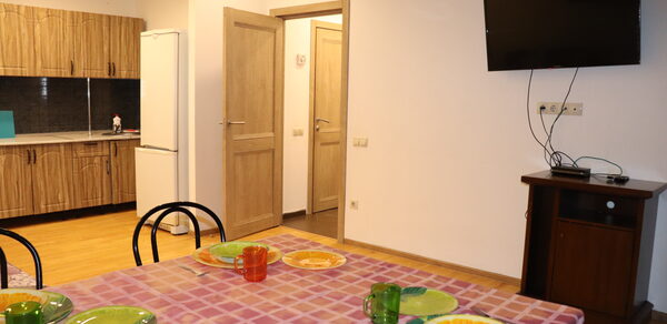 Трёхкомнатная квартира-студия