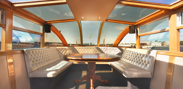 Комфортабельный теплоход