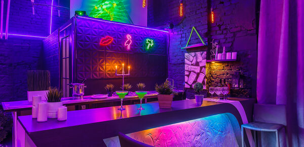 Loftblackout. Эксклюзивный черный лофт с летней террасой