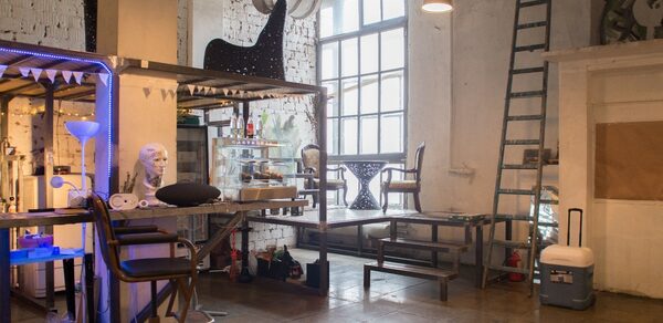 Mazel Tov Studio Двухэтажный лофт-бар