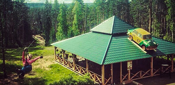 Бар МОТОР. Крытая беседка