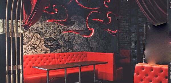 Брутальный лофт с барной стойкой