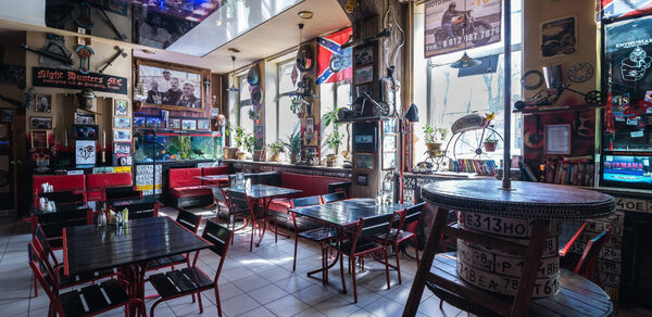 Брутальный лофт с барной стойкой