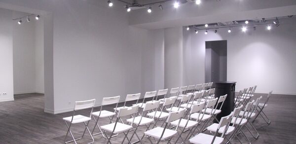 Белый тренинговый лофт