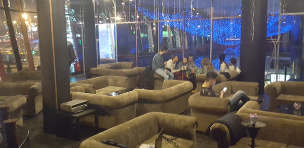 Бар с панорамным видом 