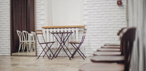 Мастерская на Кулишках с фактурными стенами 