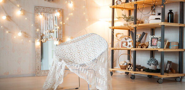 Фотостудия Эффект Бабочки Светлый зал с большими окнами 